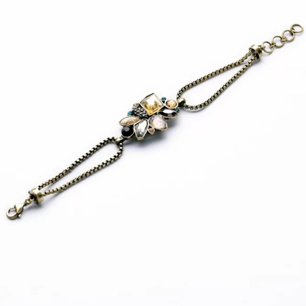 Antiqued Crystal Cluster Bracelet - Picture 2 of 6